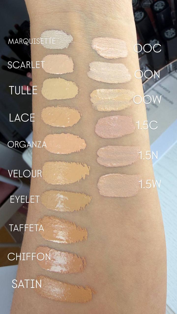Younique Touch Perfection Pro Concealer Swatch mit Flüssigfoundationfarben