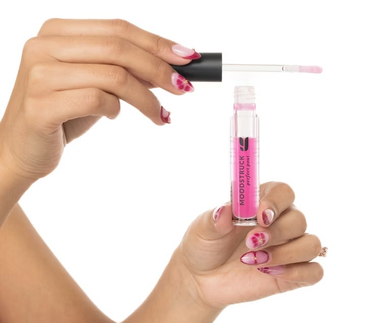 Younique Moodstruck Perfect Pout Hottie Gloss Applikator